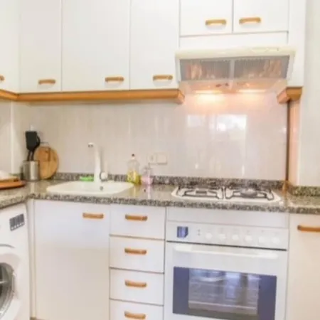 Equiped Fenals Apartman *